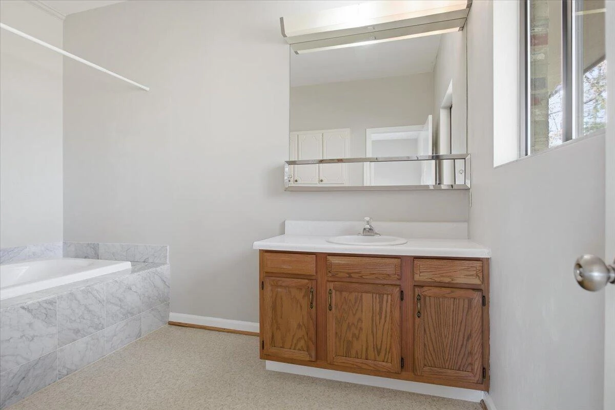 5885 Bent Mountain RD - Photo 12