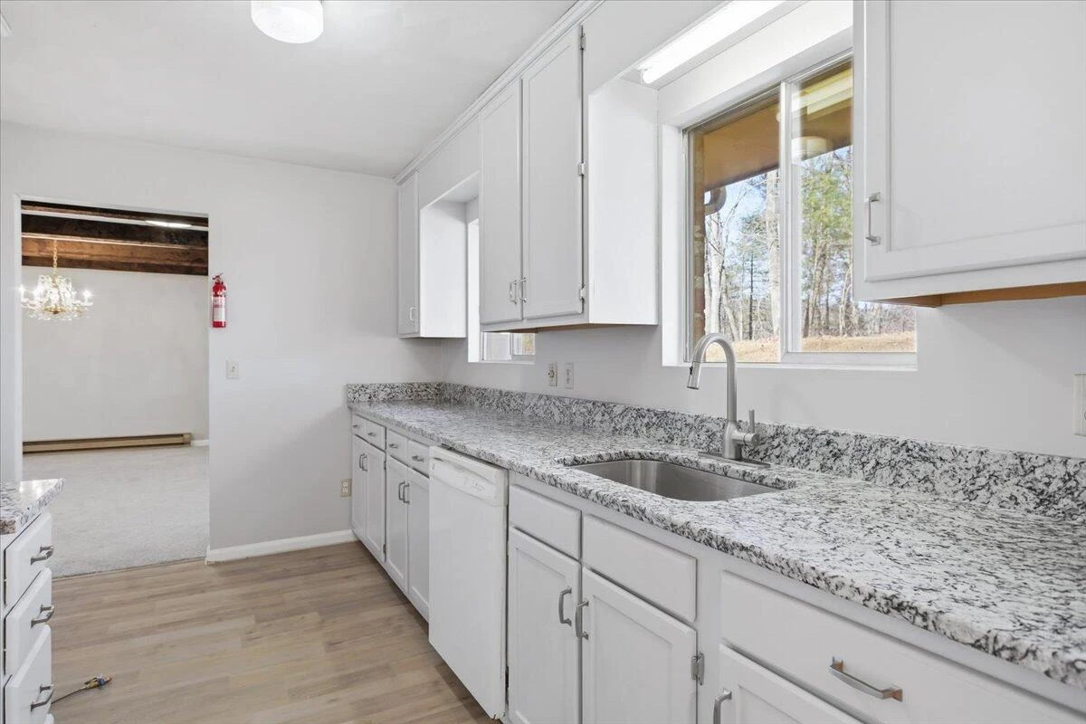 5885 Bent Mountain RD - Photo 31