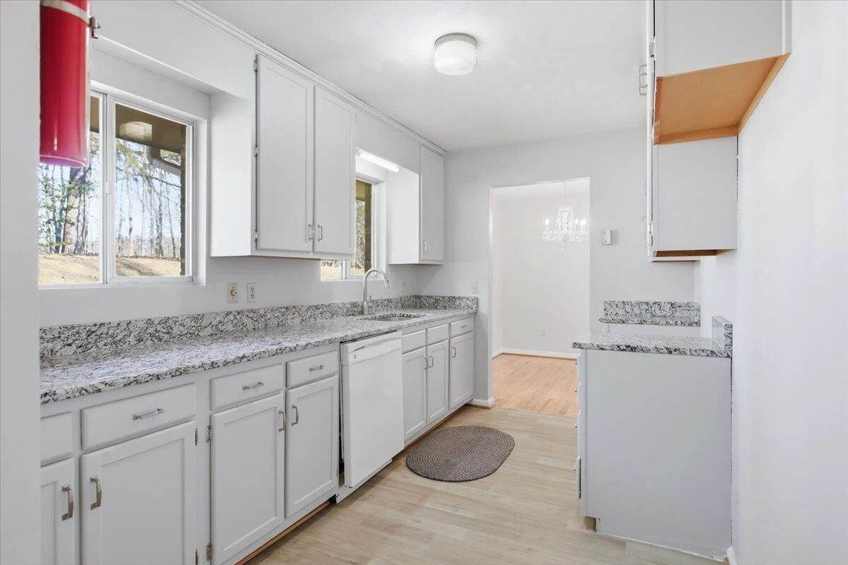 5885 Bent Mountain RD - Photo 33