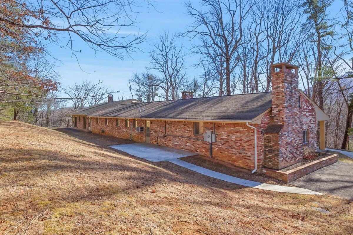 5885 Bent Mountain RD - Photo 44