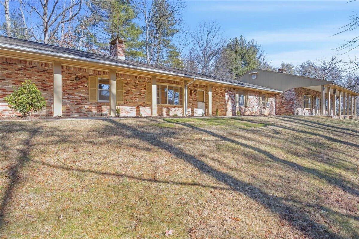 5885 Bent Mountain RD - Photo 52
