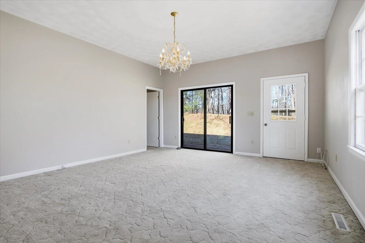5885 Bent Mountain RD - Photo 10