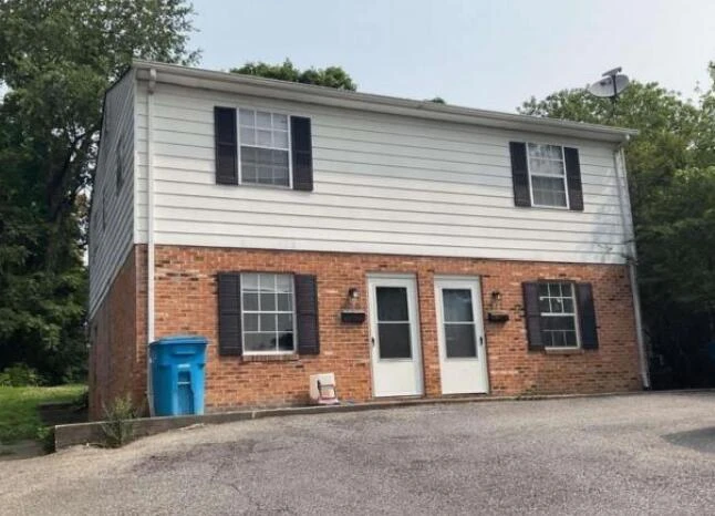 330 Maddock AVE