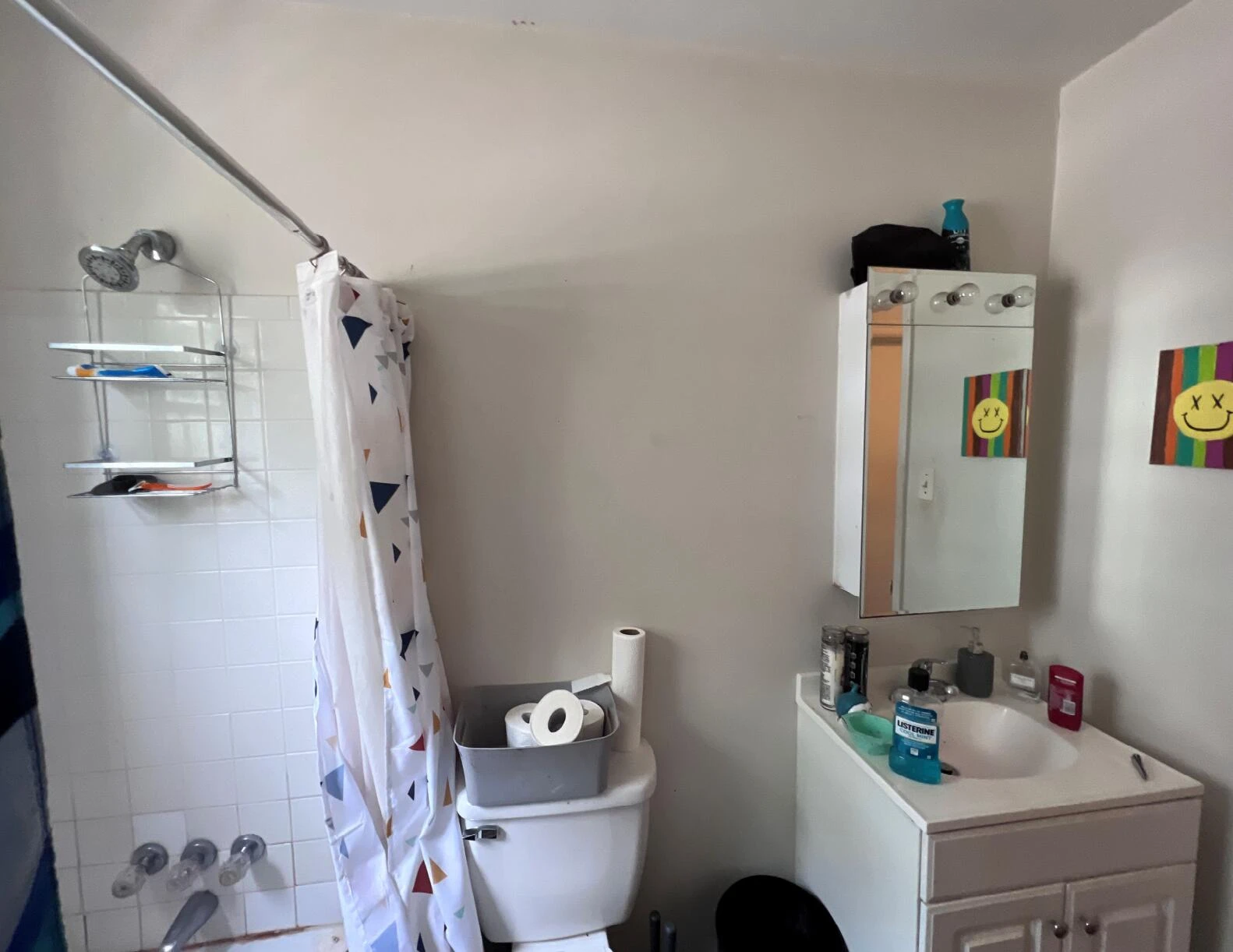 330 Maddock AVE - Photo 10