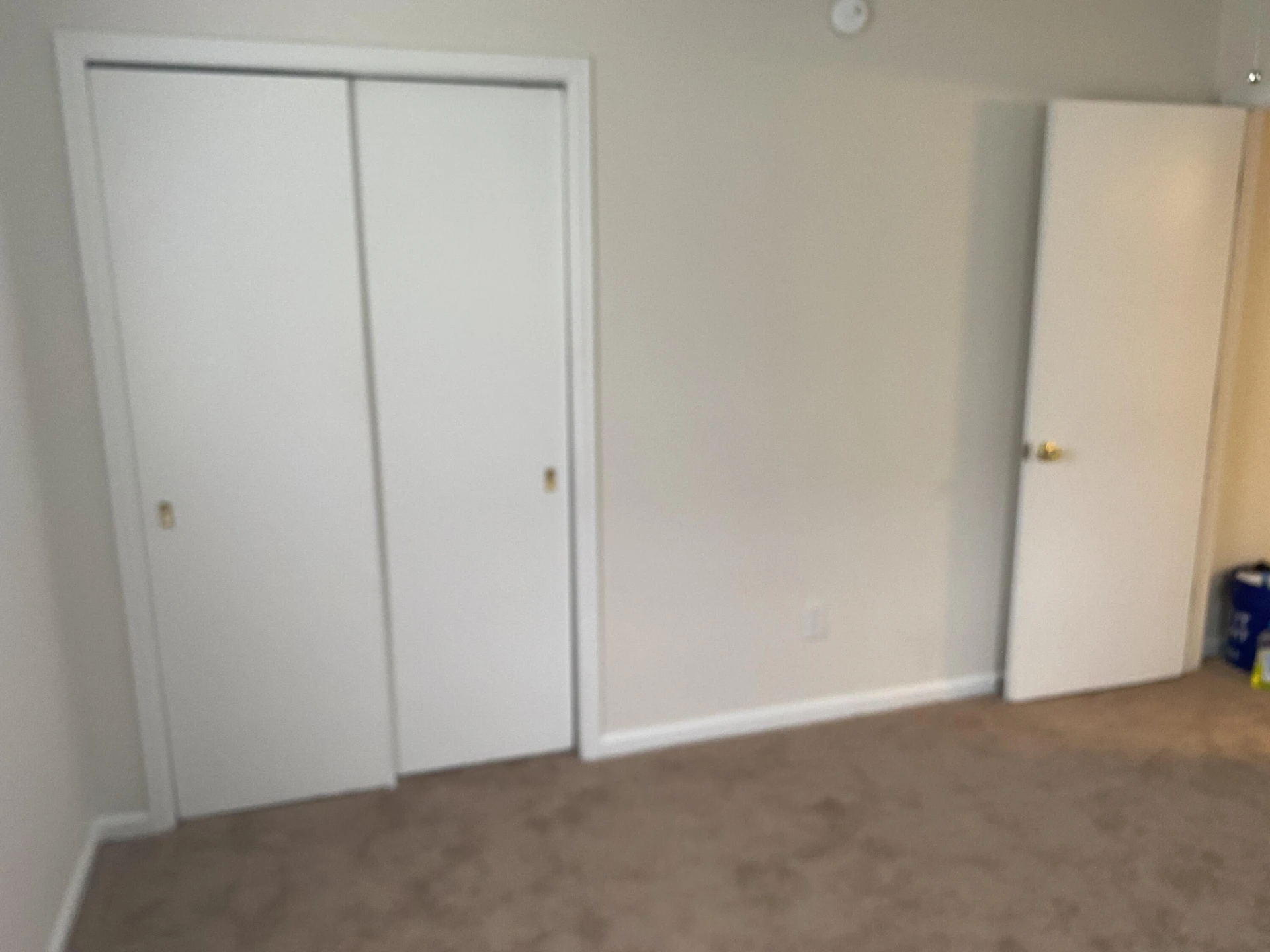 330 Maddock AVE - Photo 16
