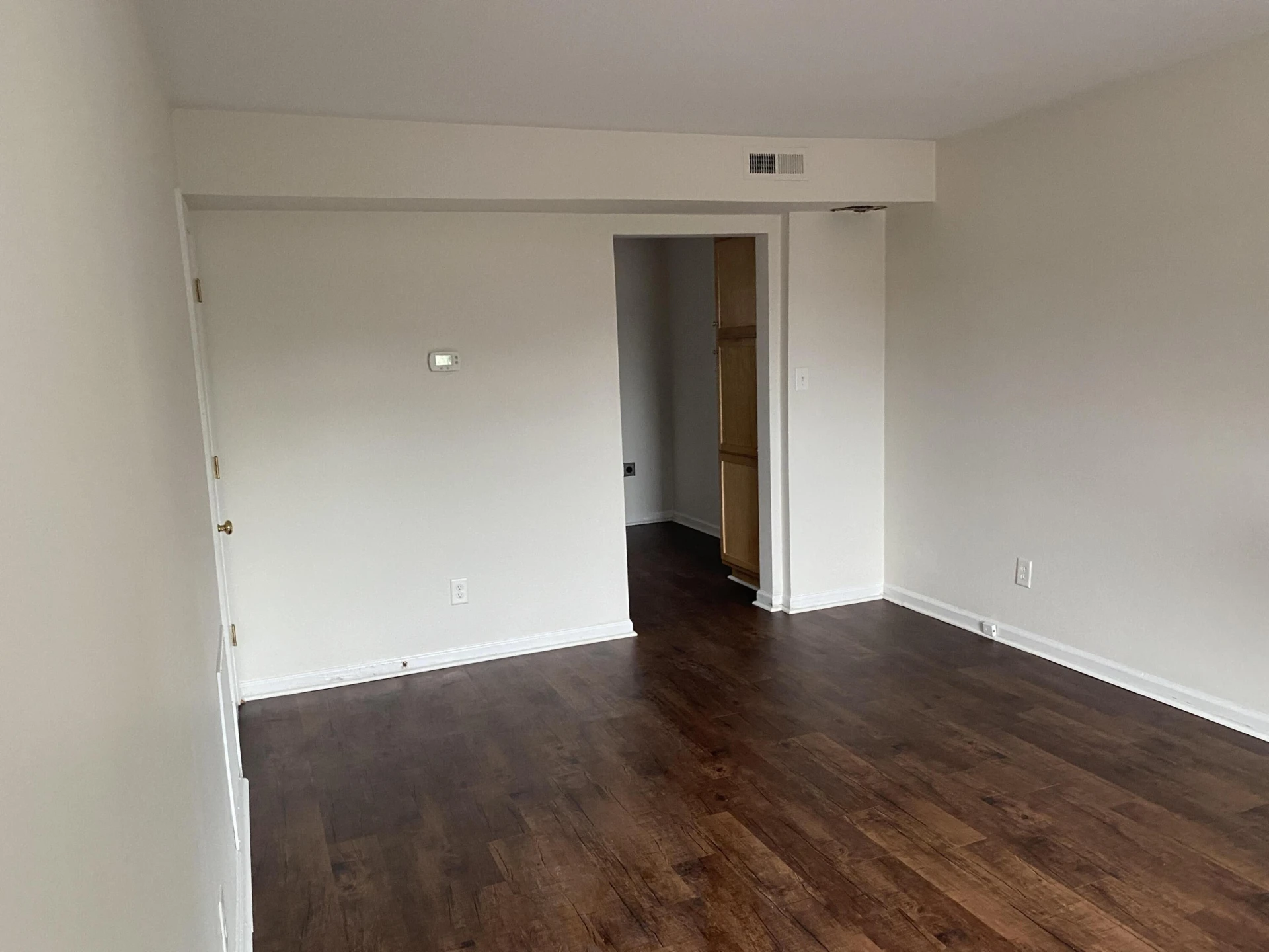 330 Maddock AVE - Photo 21