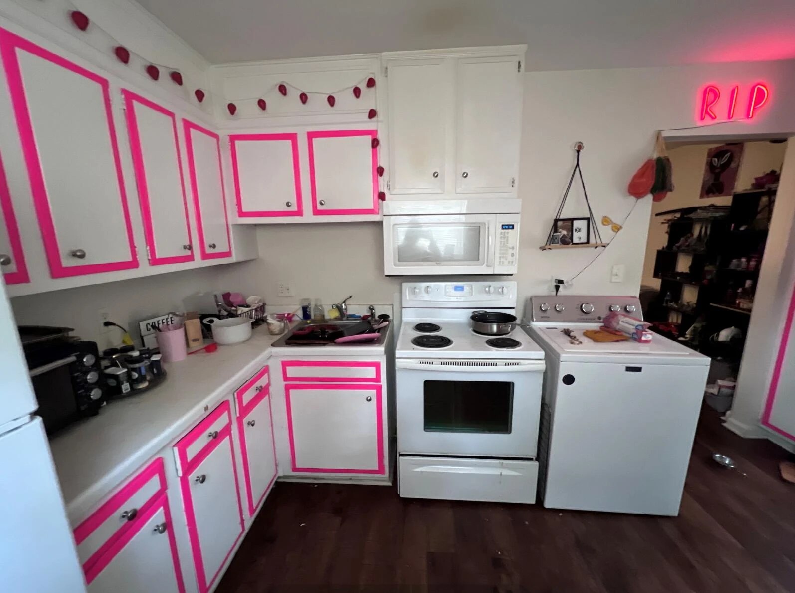330 Maddock AVE - Photo 6