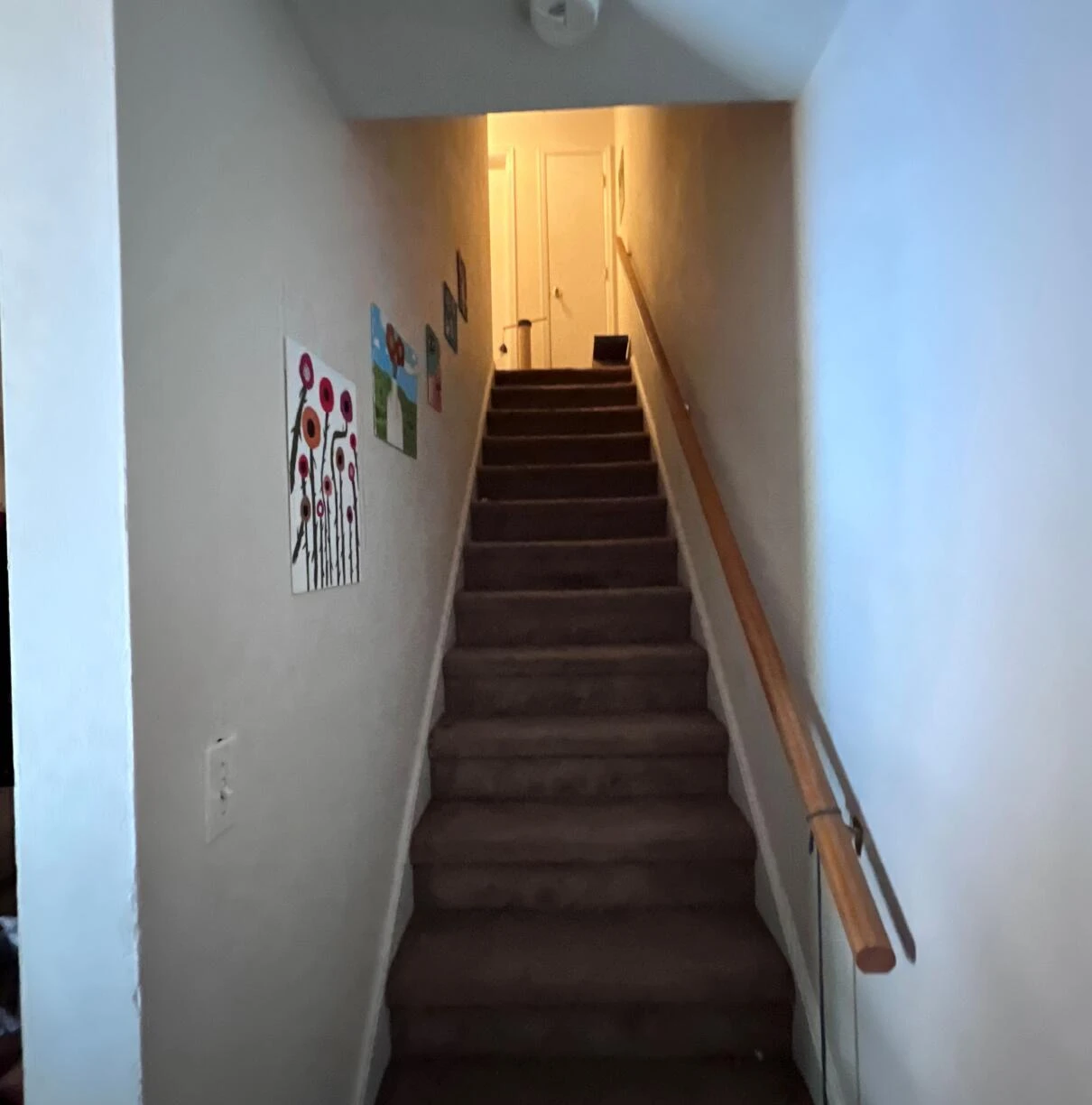 330 Maddock AVE - Photo 7