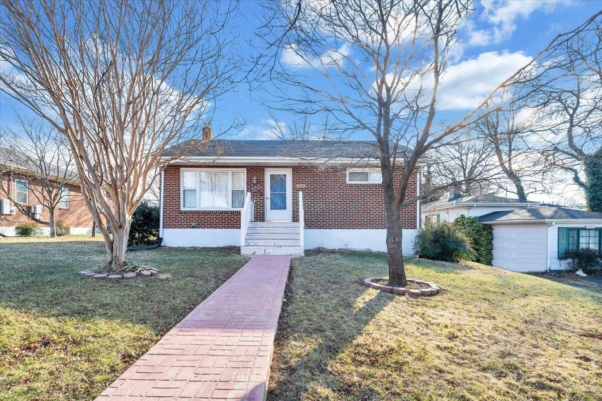 2346 Berkley AVE - Photo 45
