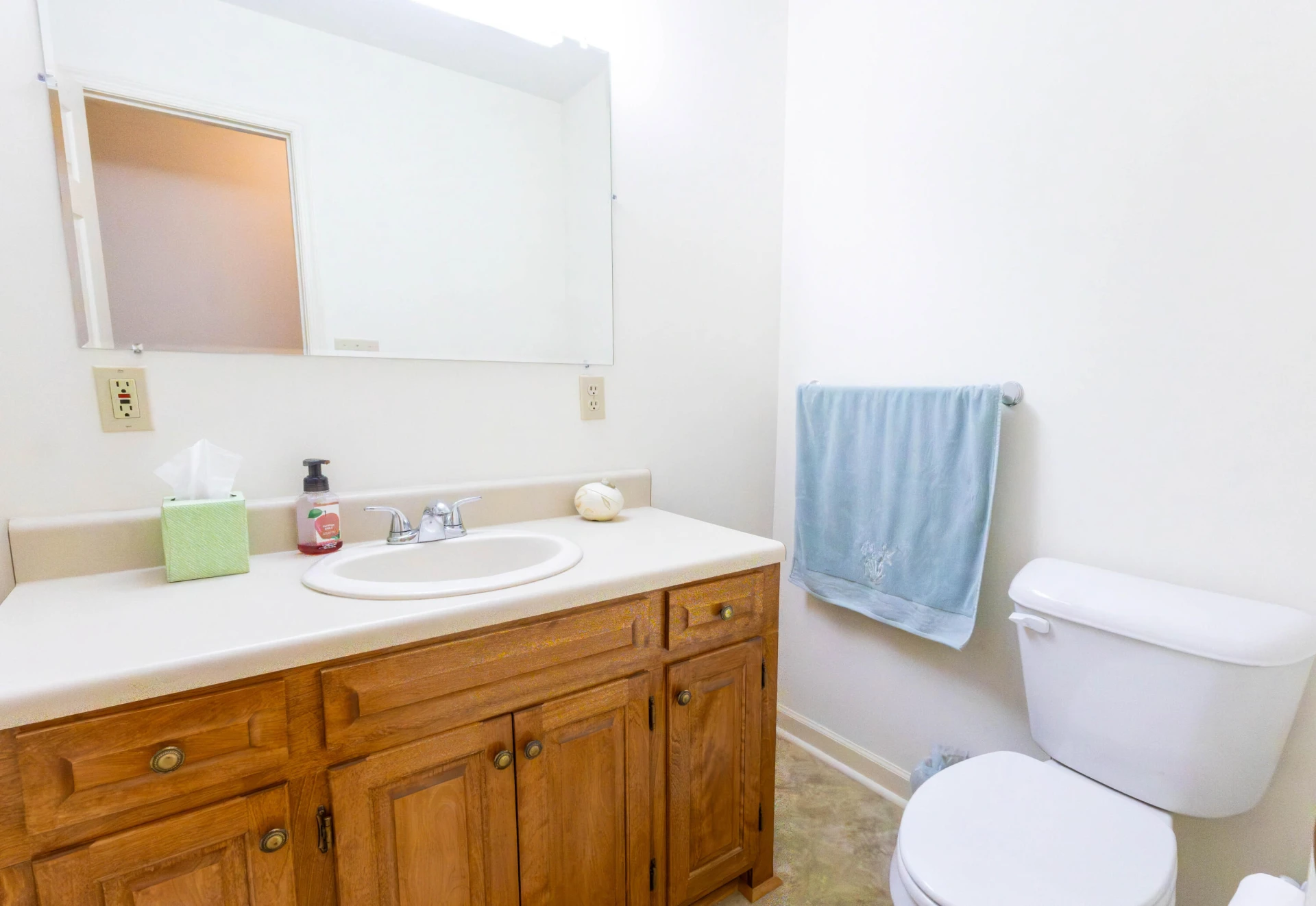511 Darrell LN - Photo 18