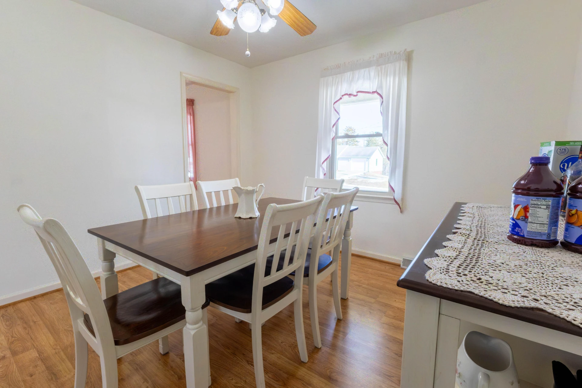 511 Darrell LN - Photo 6