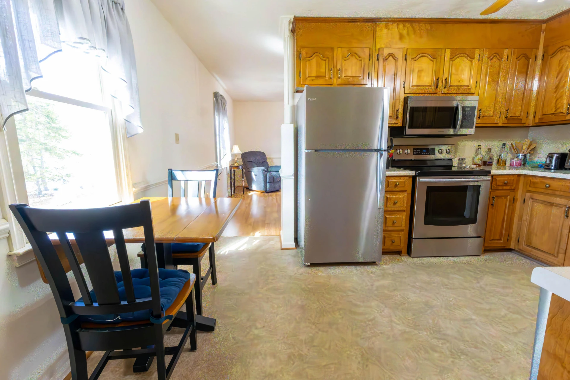511 Darrell LN - Photo 9