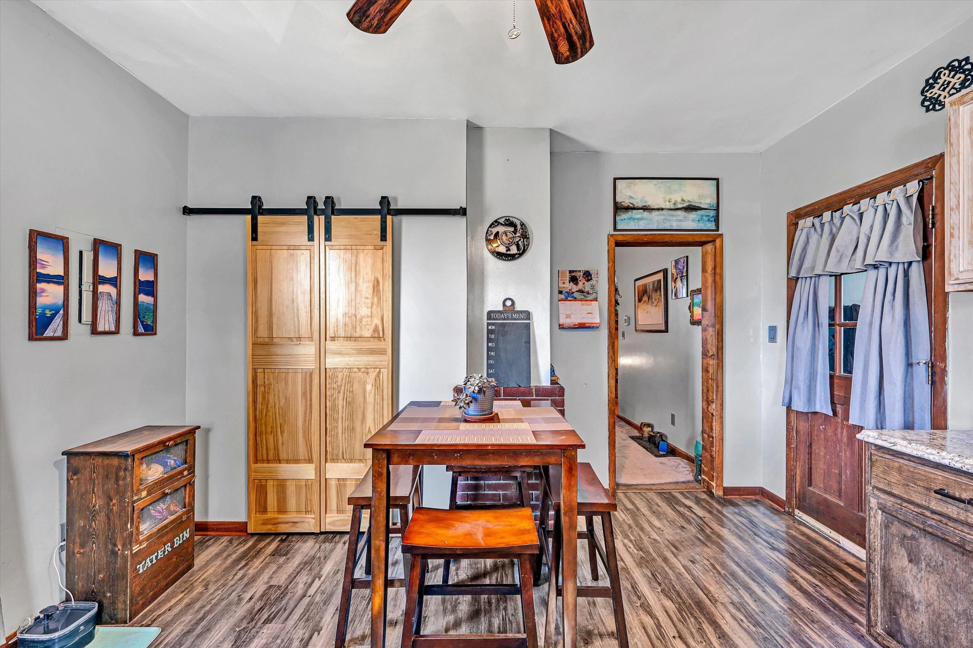 611 Church AVE - Photo 15