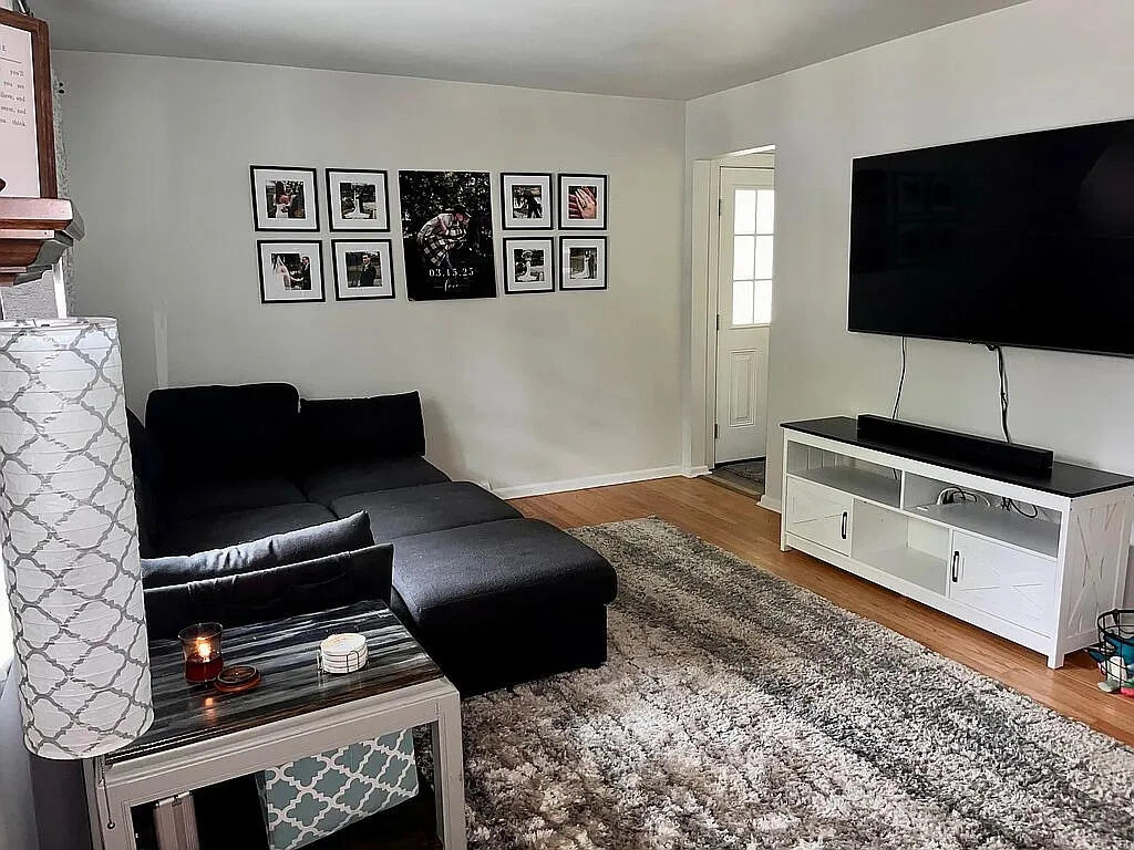 3601 Rolling Hill AVE - Photo 4