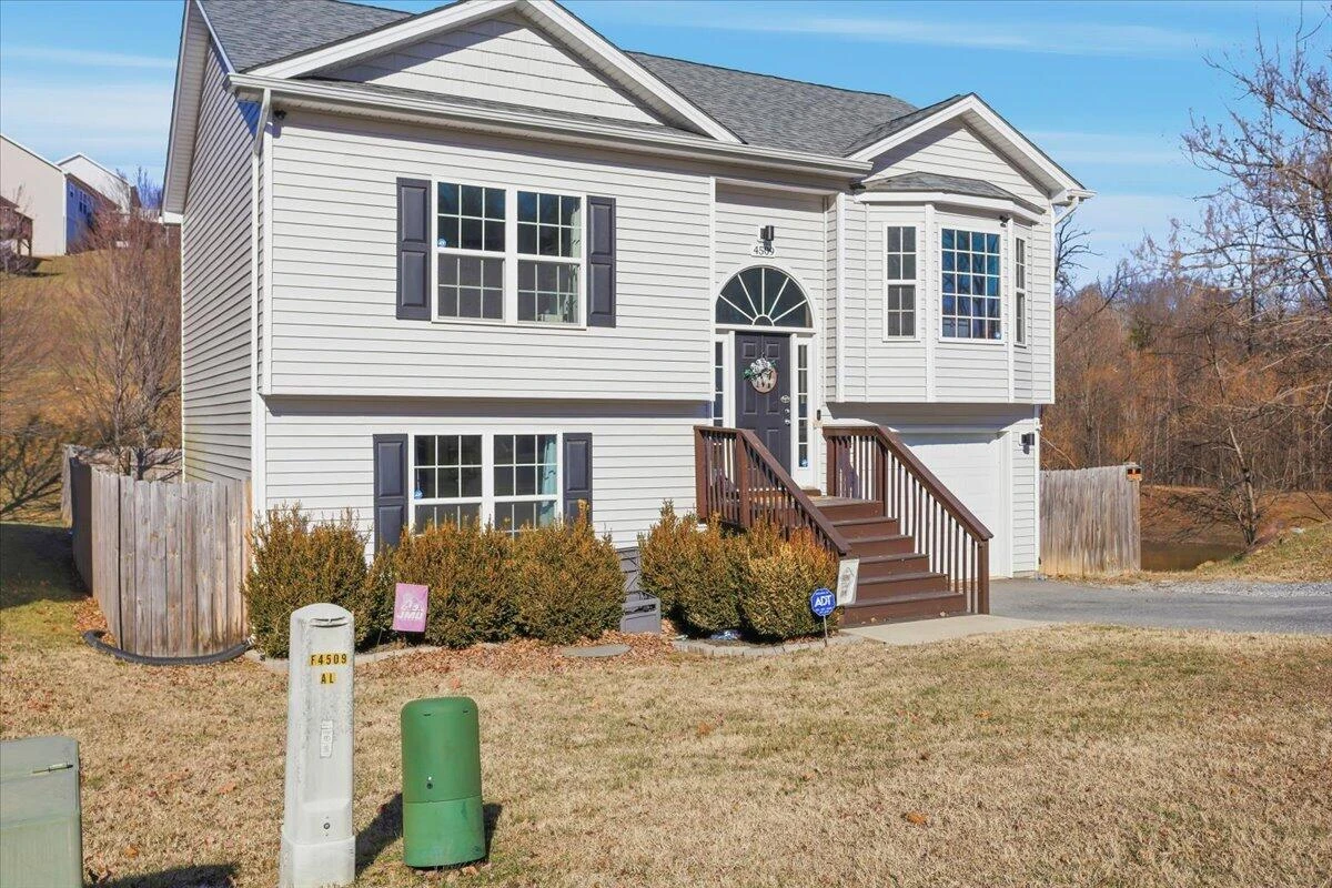 4509 Autumn LN - Photo 2