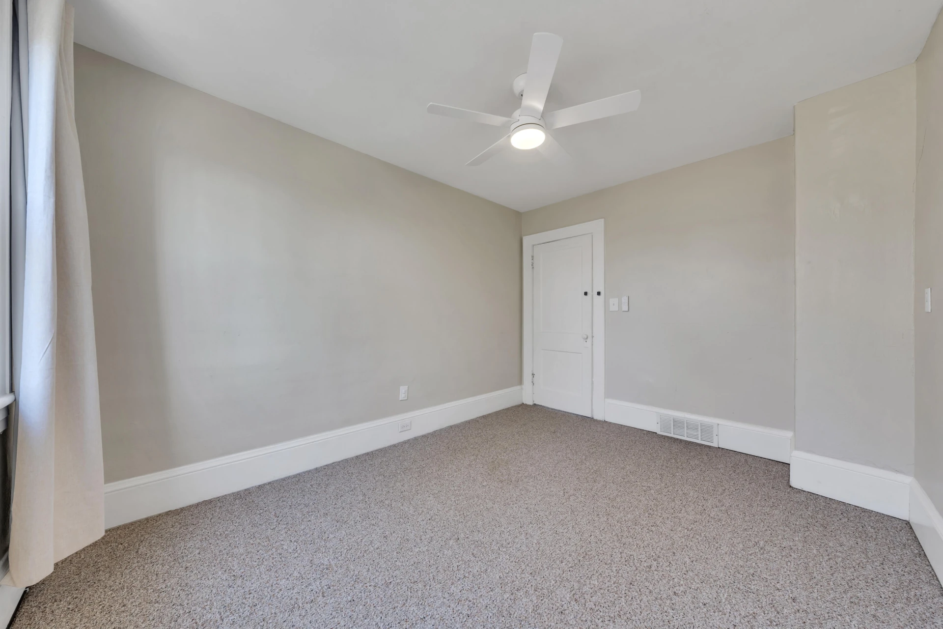 117 Wildhurst AVE - Photo 27
