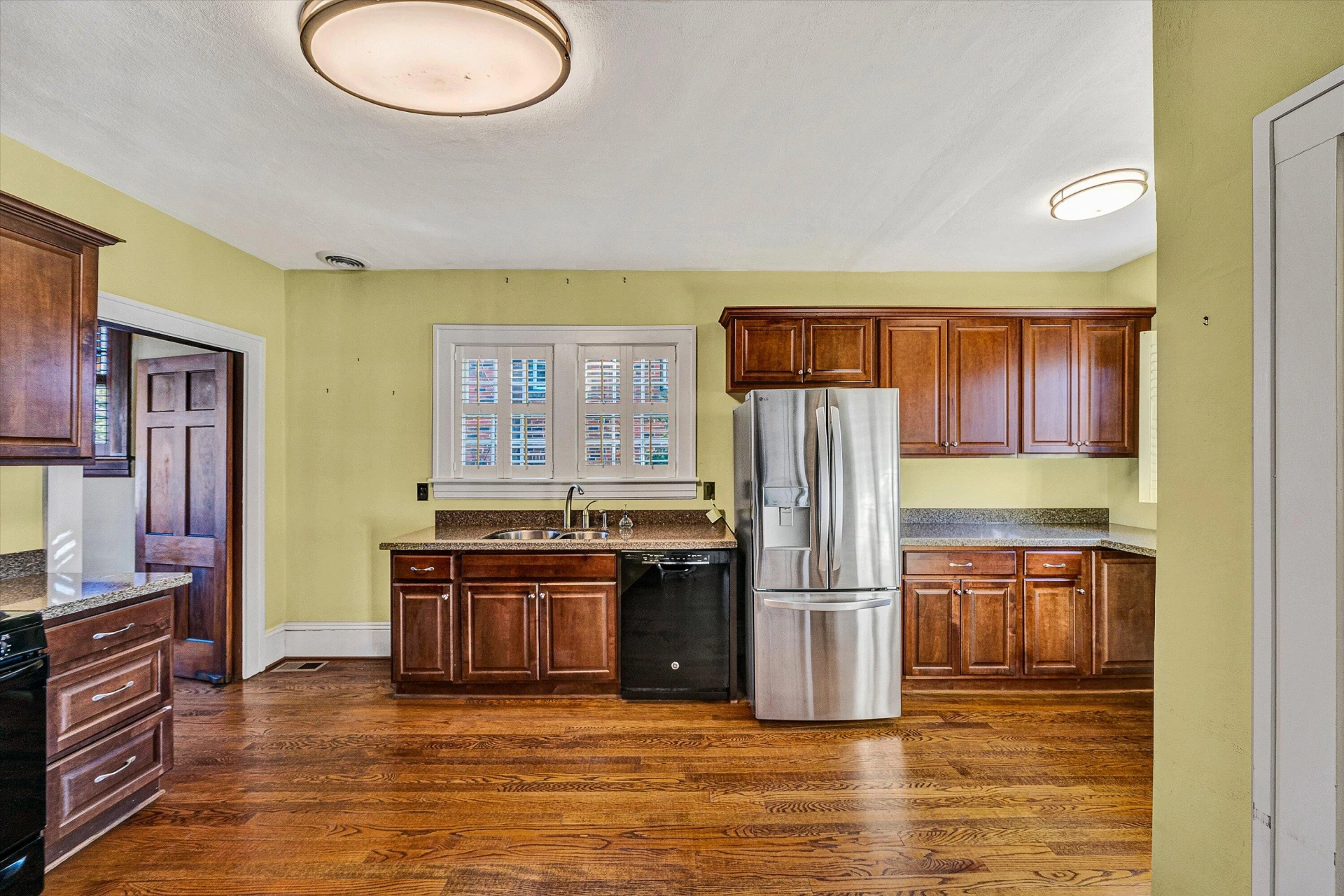 1428 Sherwood AVE - Photo 15