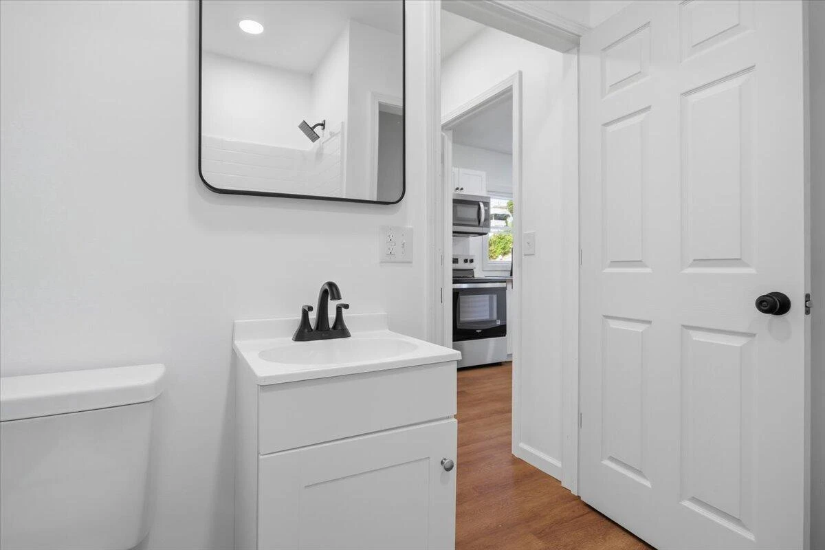 1326 Gilmer AVE - Photo 15