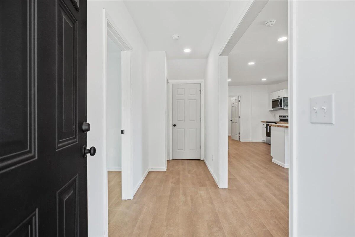 1326 Gilmer AVE - Photo 4
