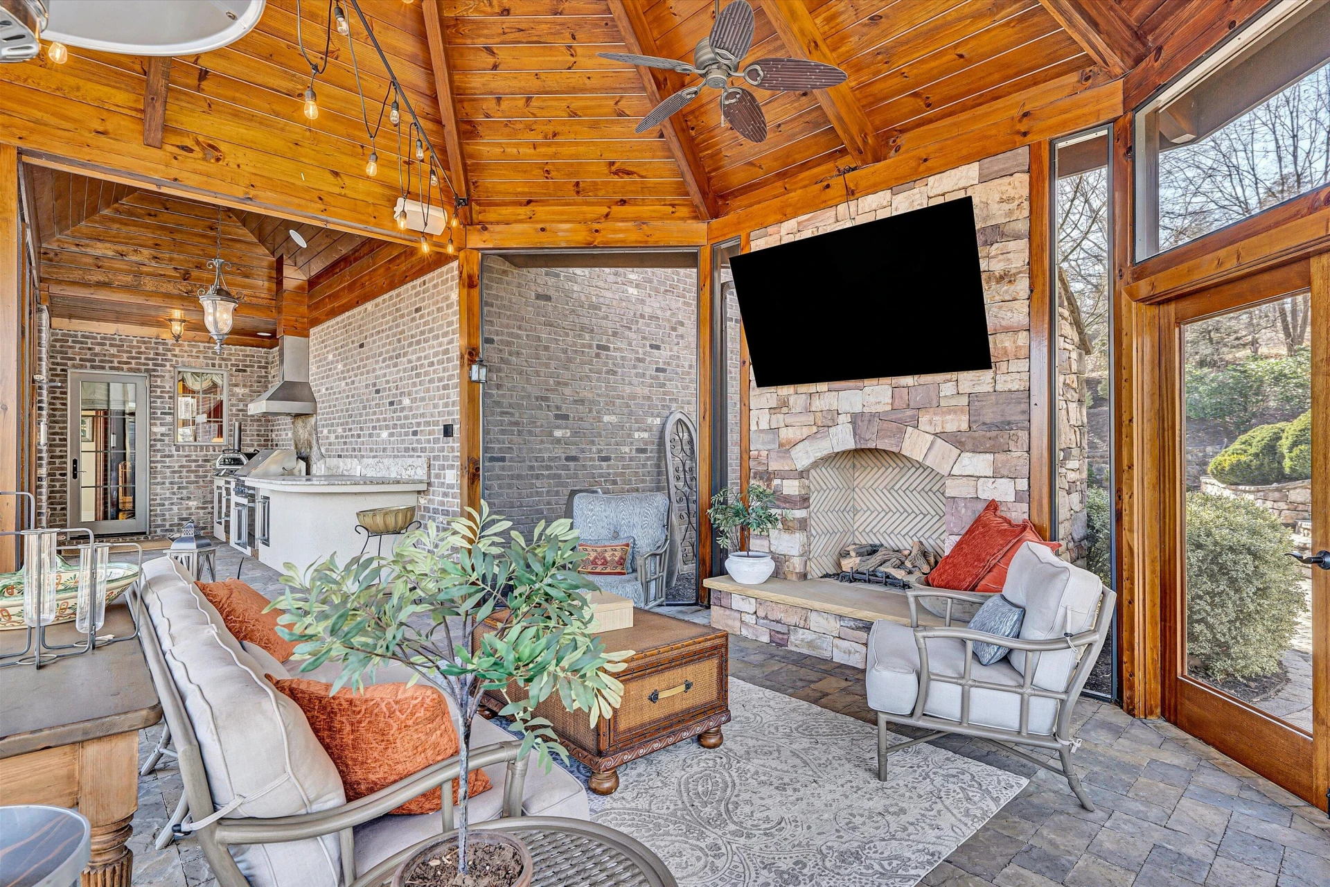 5760 Reserve Point LN - Photo 48