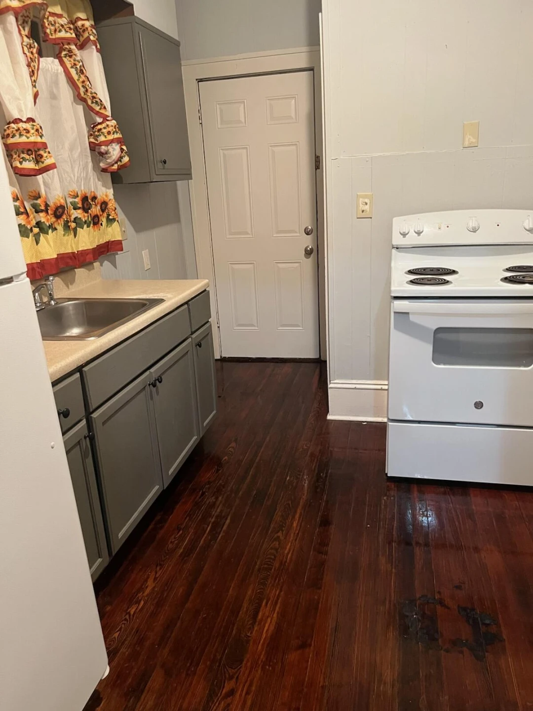 1440 Staunton AVE - Photo 7
