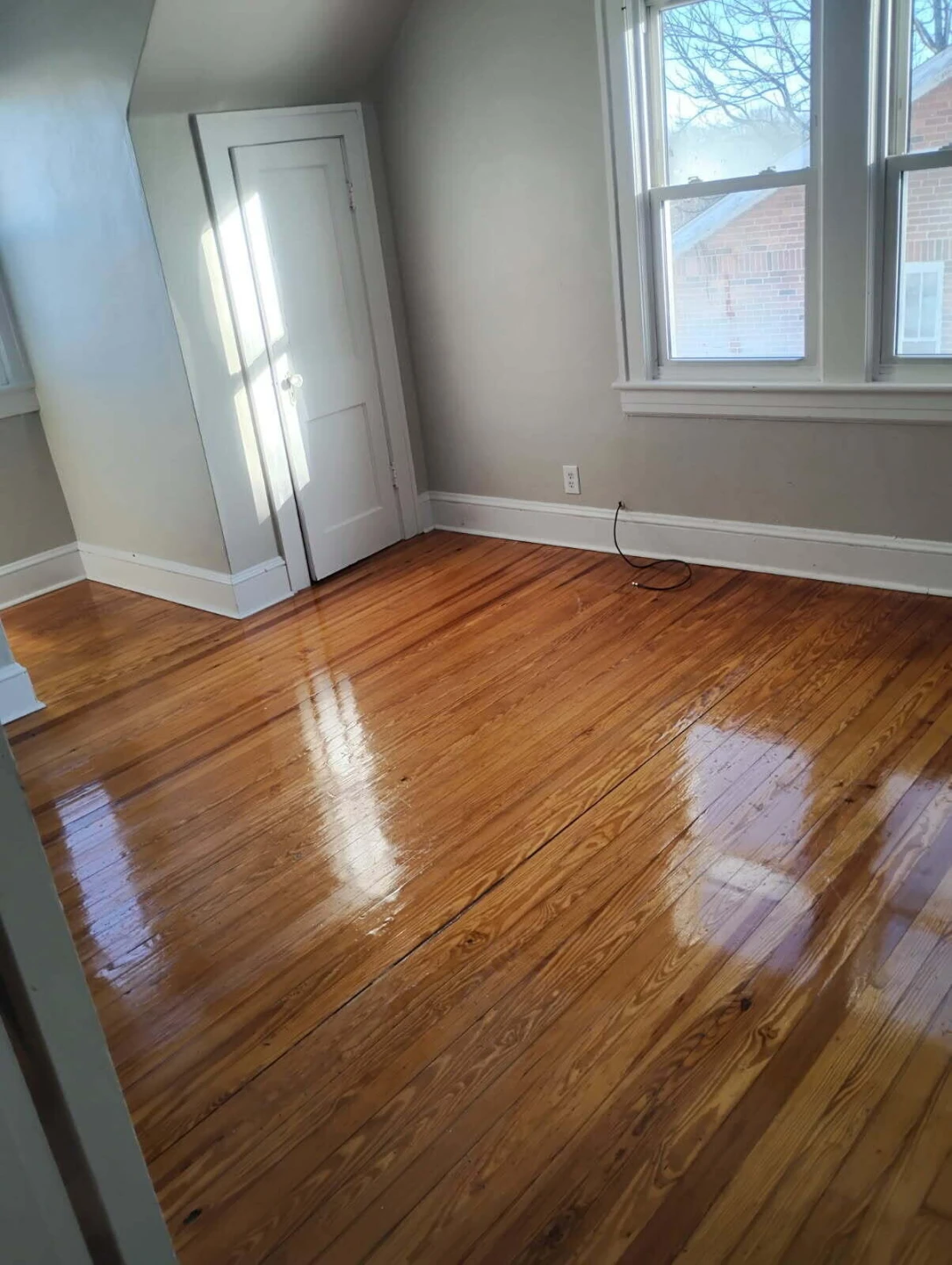1320 Gilford AVE - Photo 15