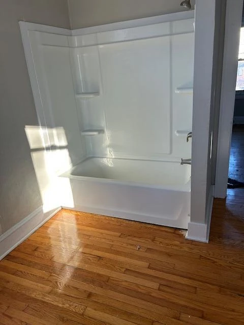 1320 Gilford AVE - Photo 7
