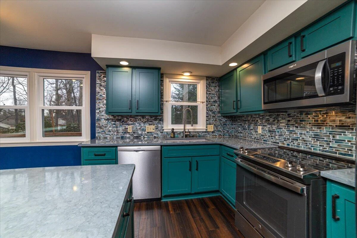 2803 Tall Oaks DR - Photo 15