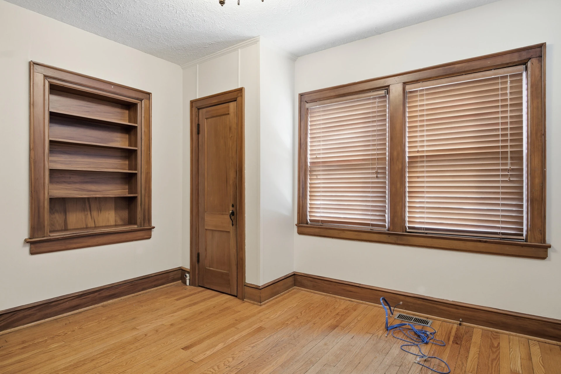 7 Radford ST - Photo 19
