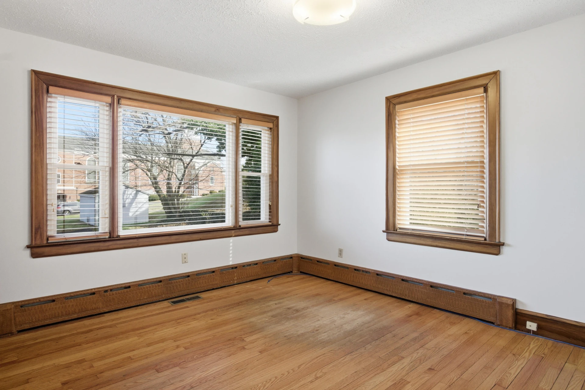 7 Radford ST - Photo 22