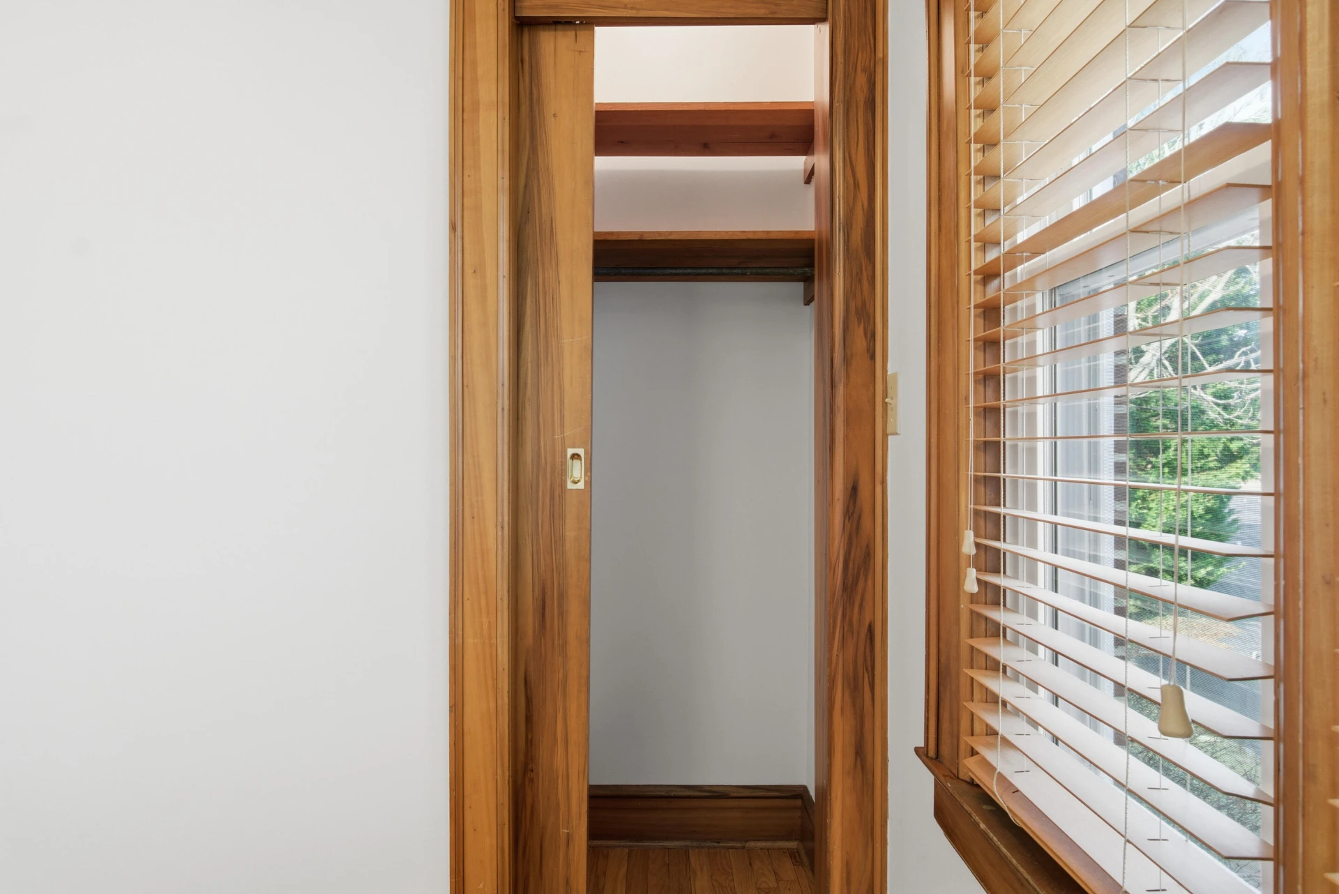 7 Radford ST - Photo 24
