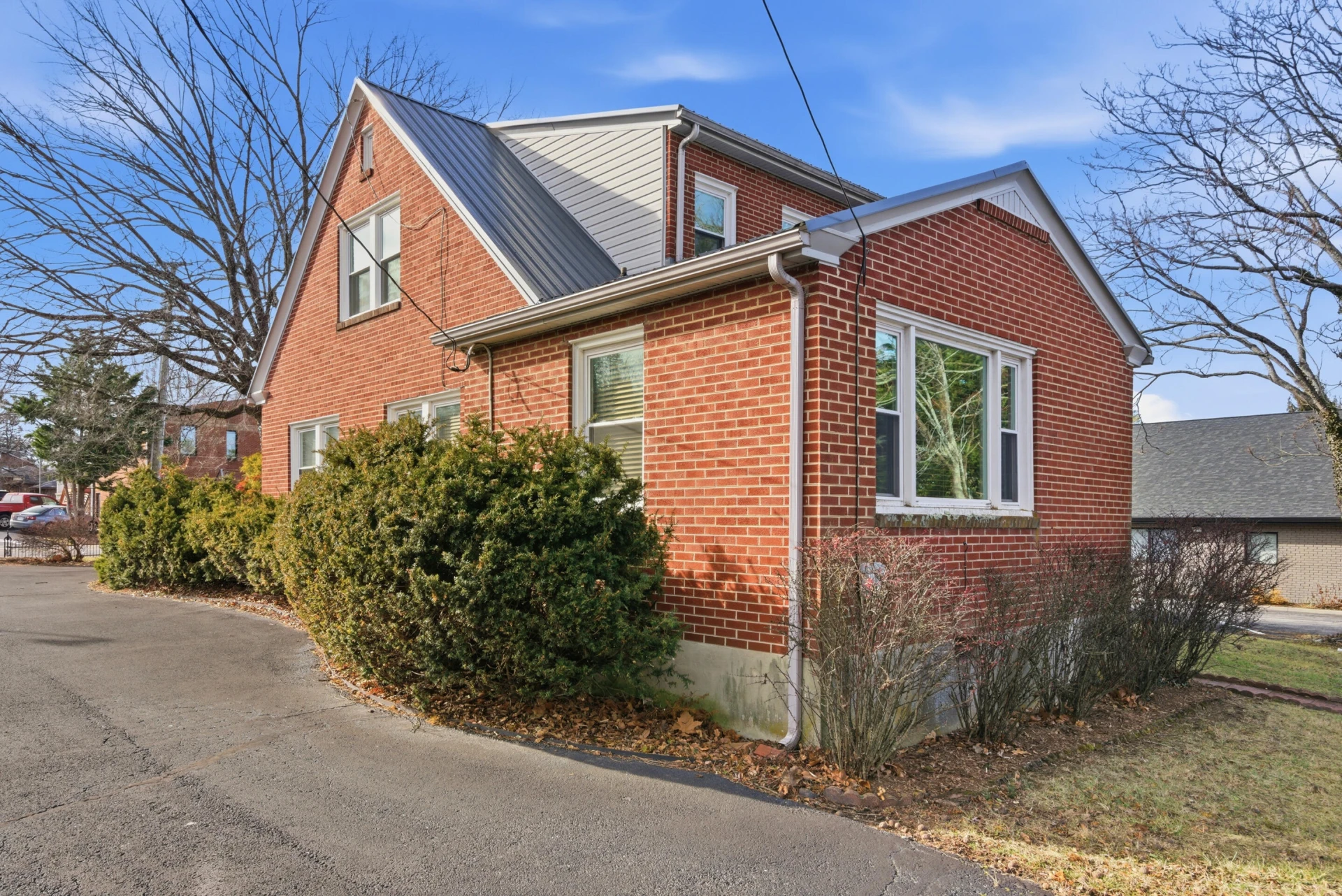 7 Radford ST - Photo 3
