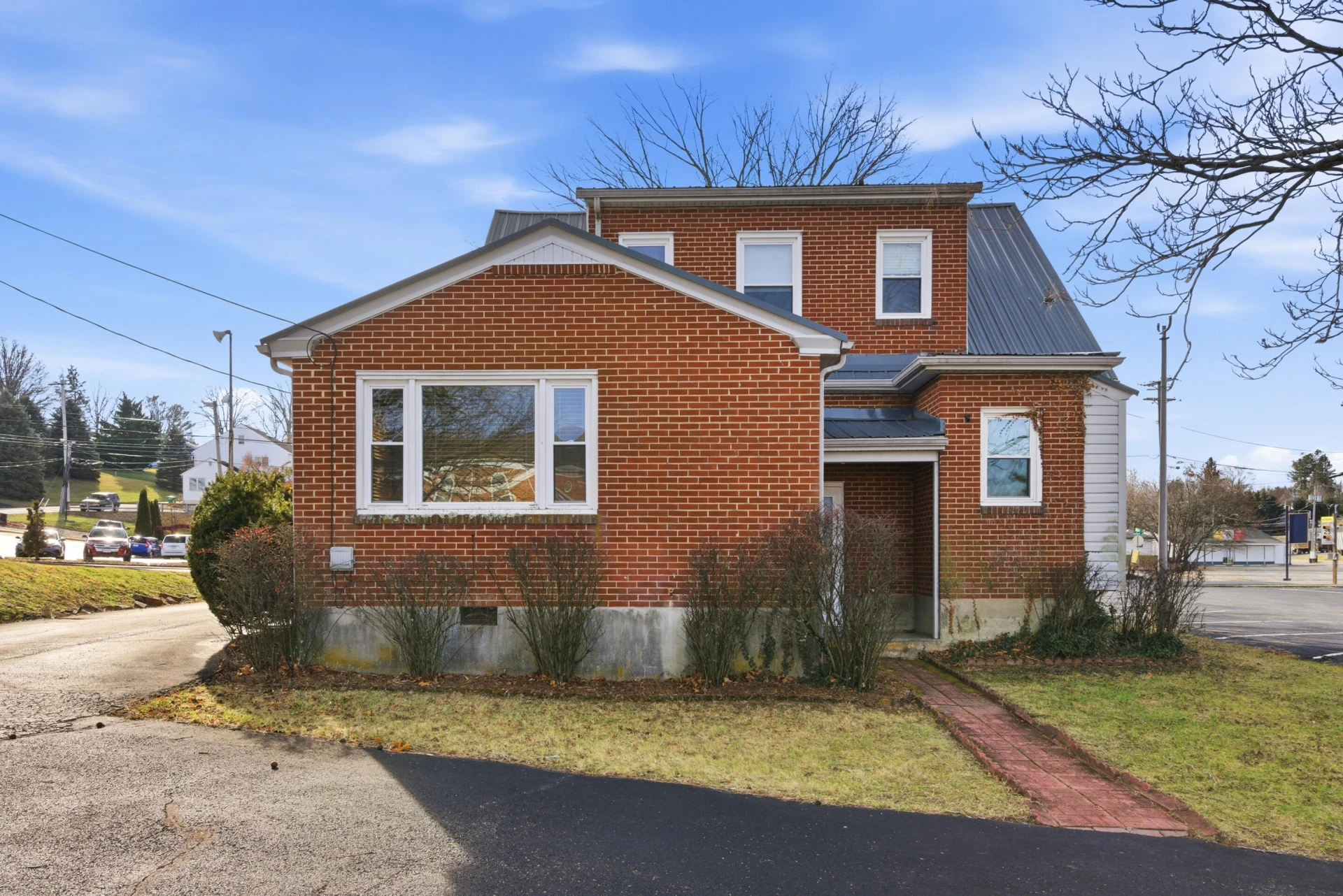7 Radford ST - Photo 4