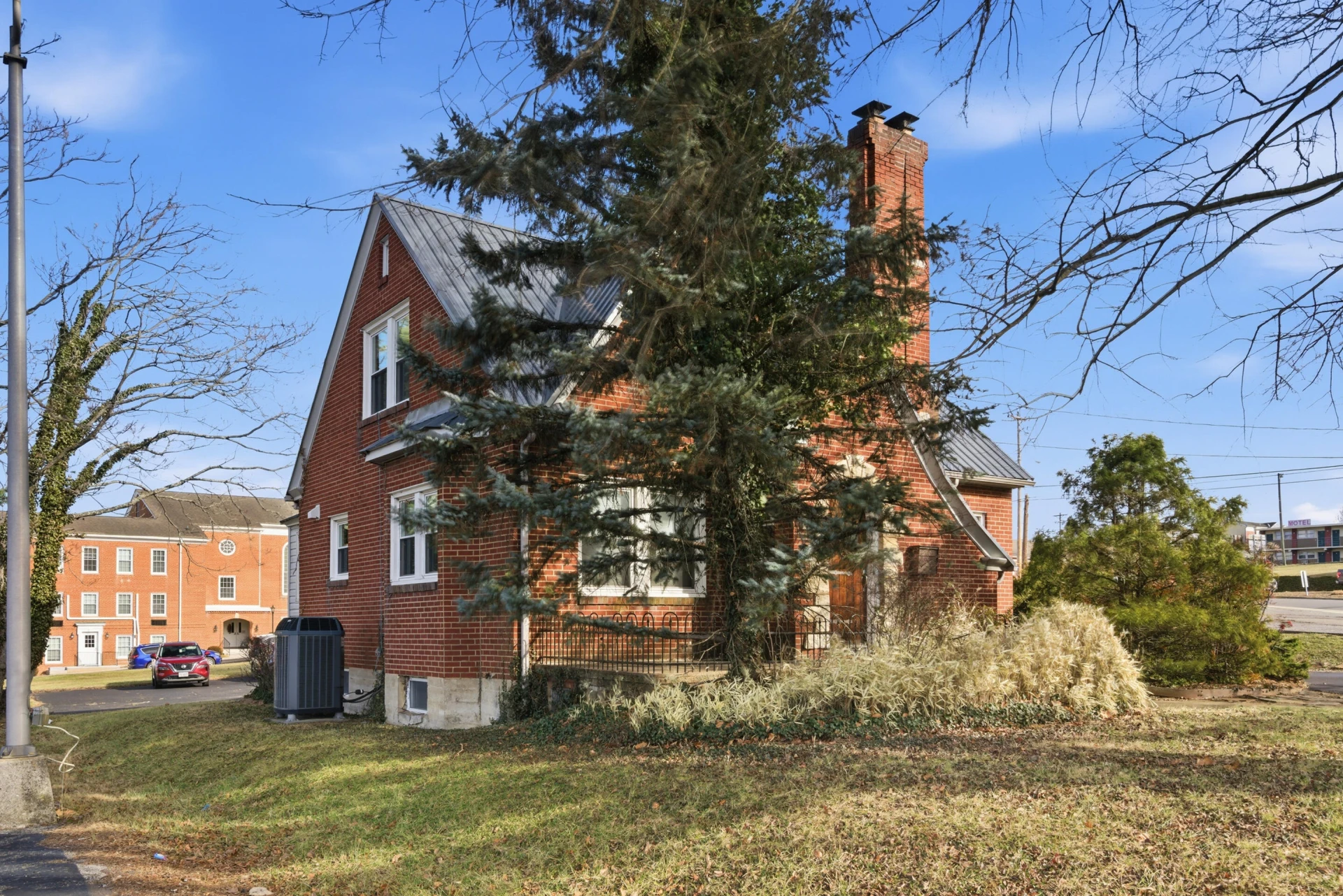 7 Radford ST - Photo 43
