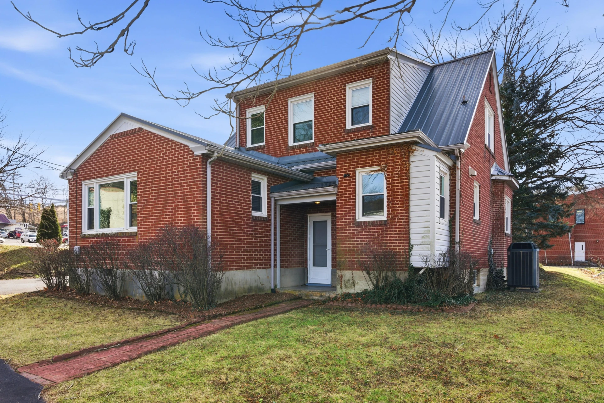 7 Radford ST - Photo 44