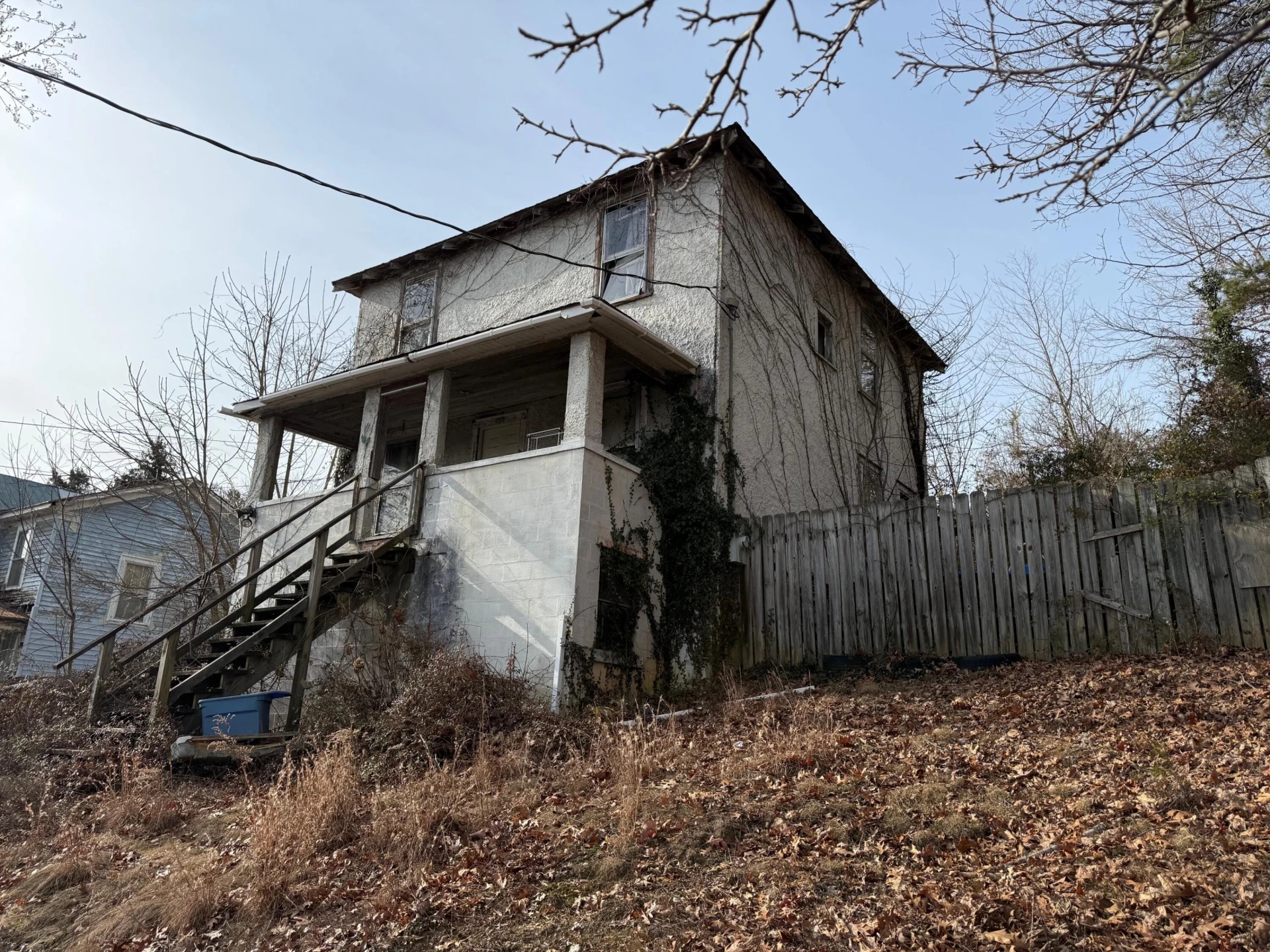 829 Brussels AVE