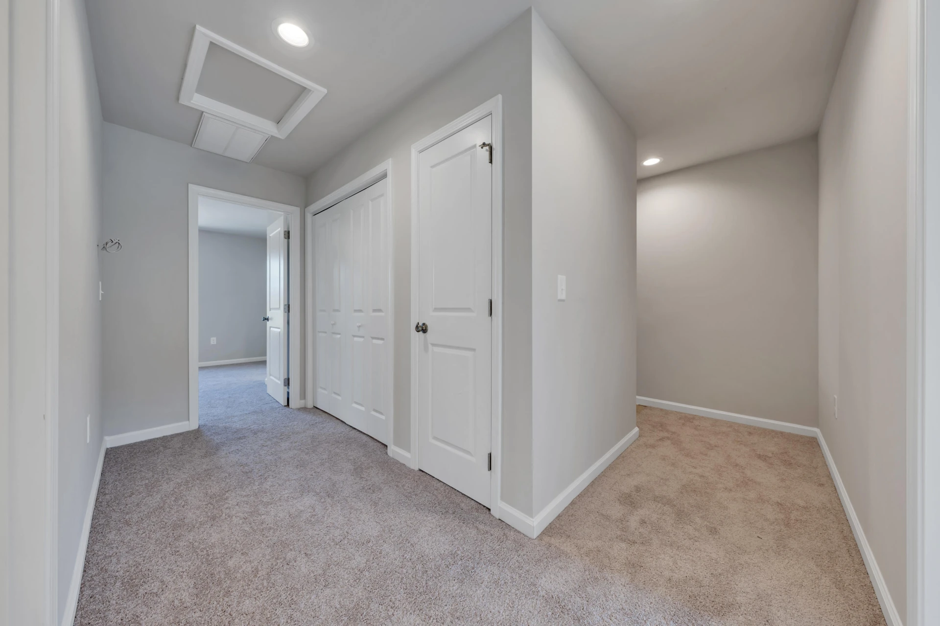 3720 Greenway DR - Photo 14