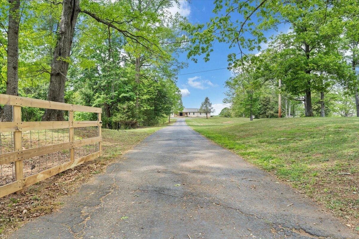 2011 Spencer-Preston RD - Photo 125