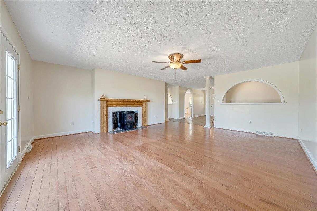 2011 Spencer-Preston RD - Photo 16