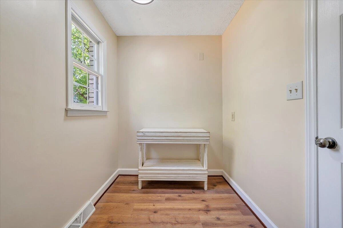 2011 Spencer-Preston RD - Photo 36