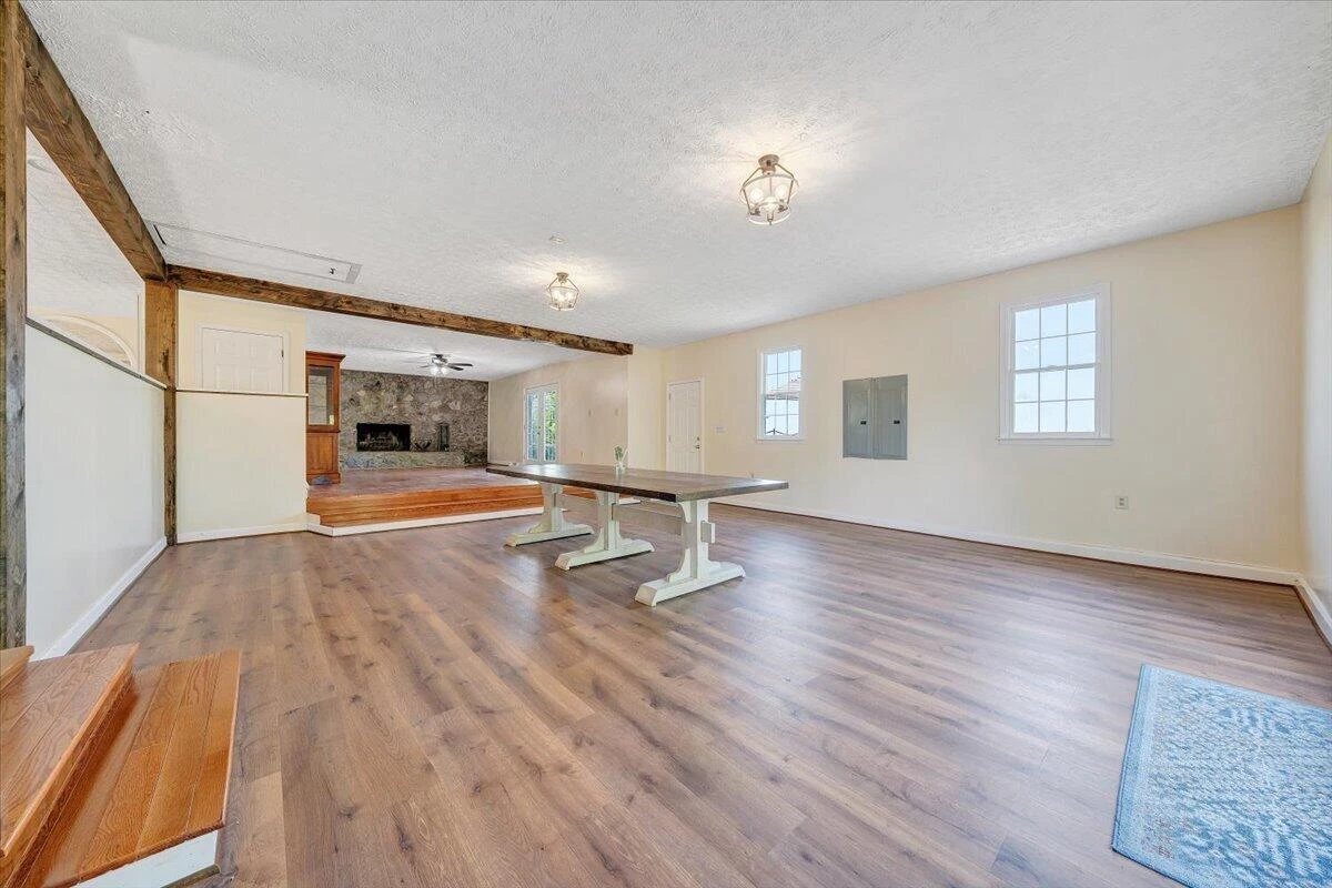 2011 Spencer-Preston RD - Photo 37