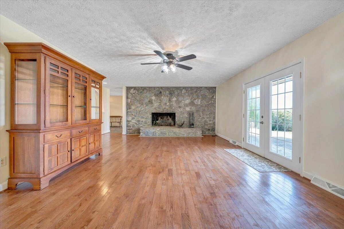 2011 Spencer-Preston RD - Photo 46