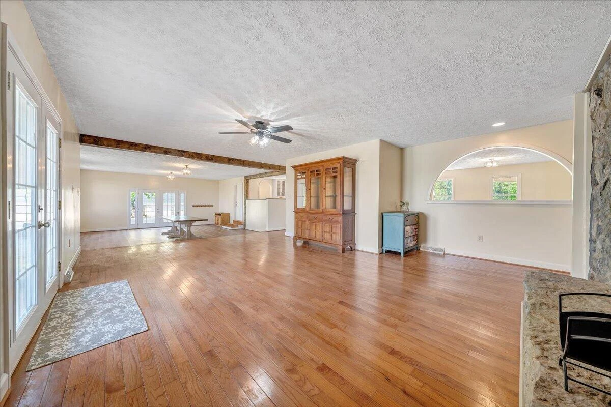 2011 Spencer-Preston RD - Photo 47