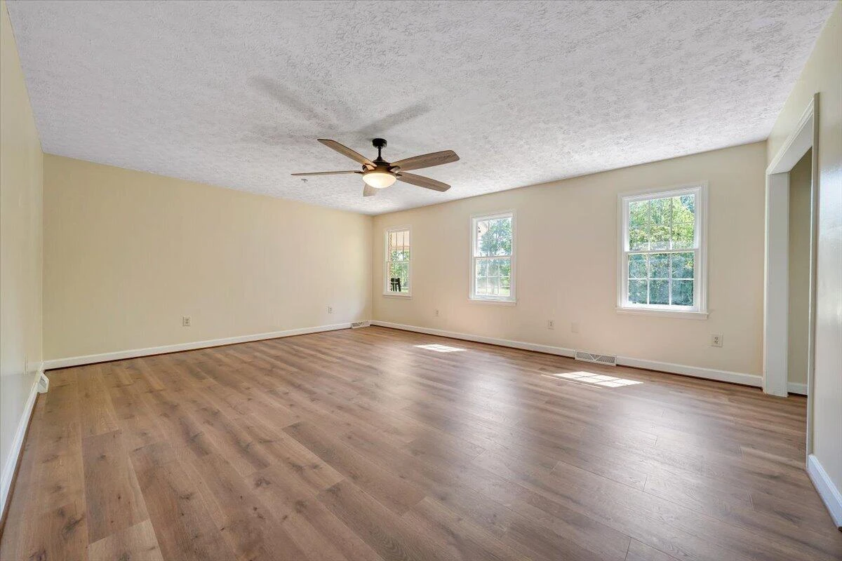 2011 Spencer-Preston RD - Photo 51