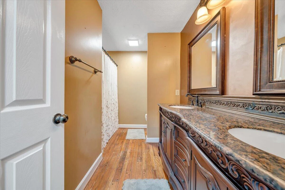 2011 Spencer-Preston RD - Photo 61