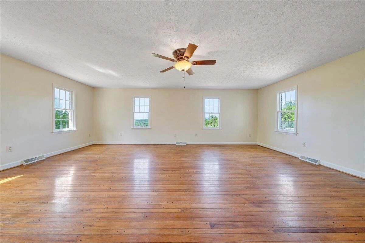 2011 Spencer-Preston RD - Photo 65