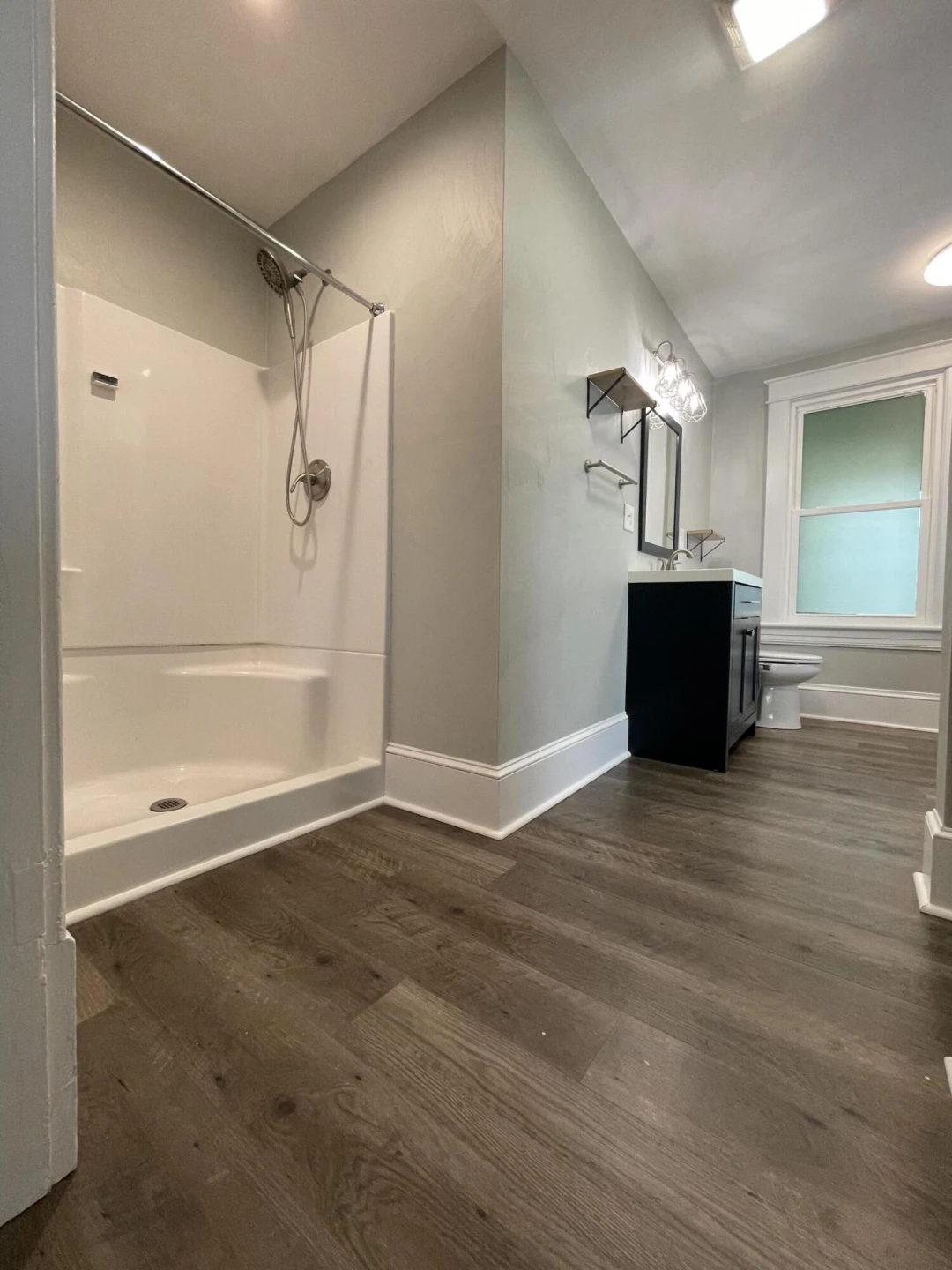 216 Augusta AVE - Photo 17