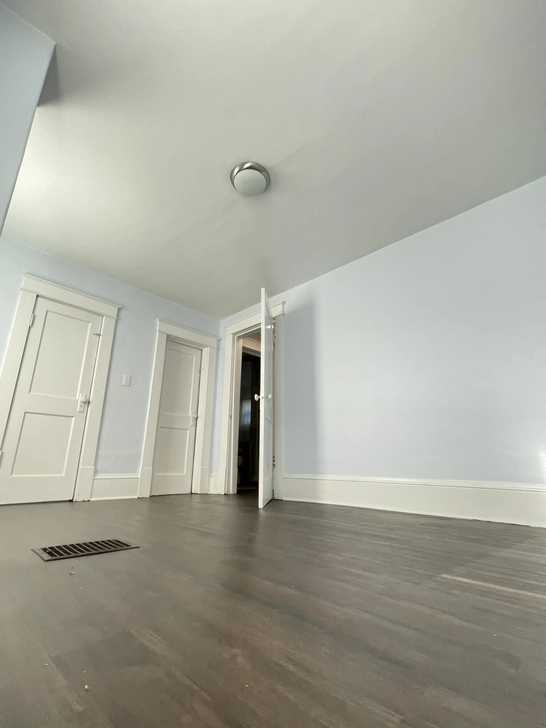 216 Augusta AVE - Photo 25