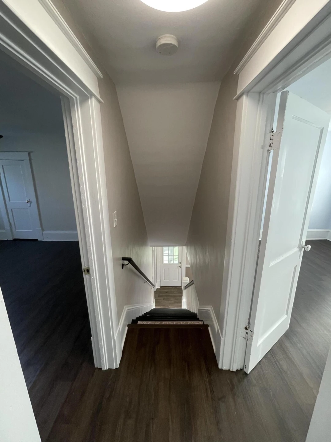 216 Augusta AVE - Photo 31