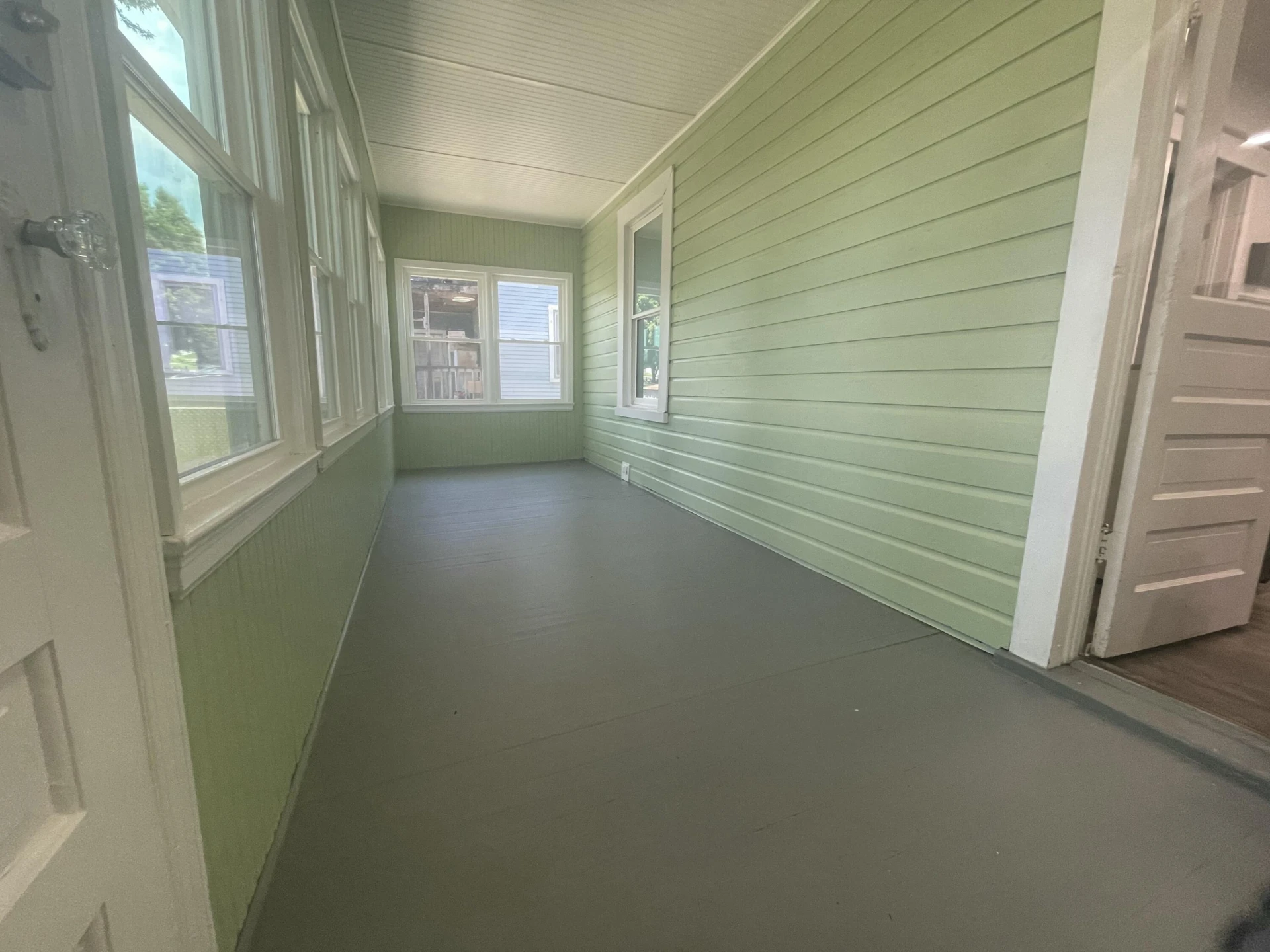 216 Augusta AVE - Photo 36